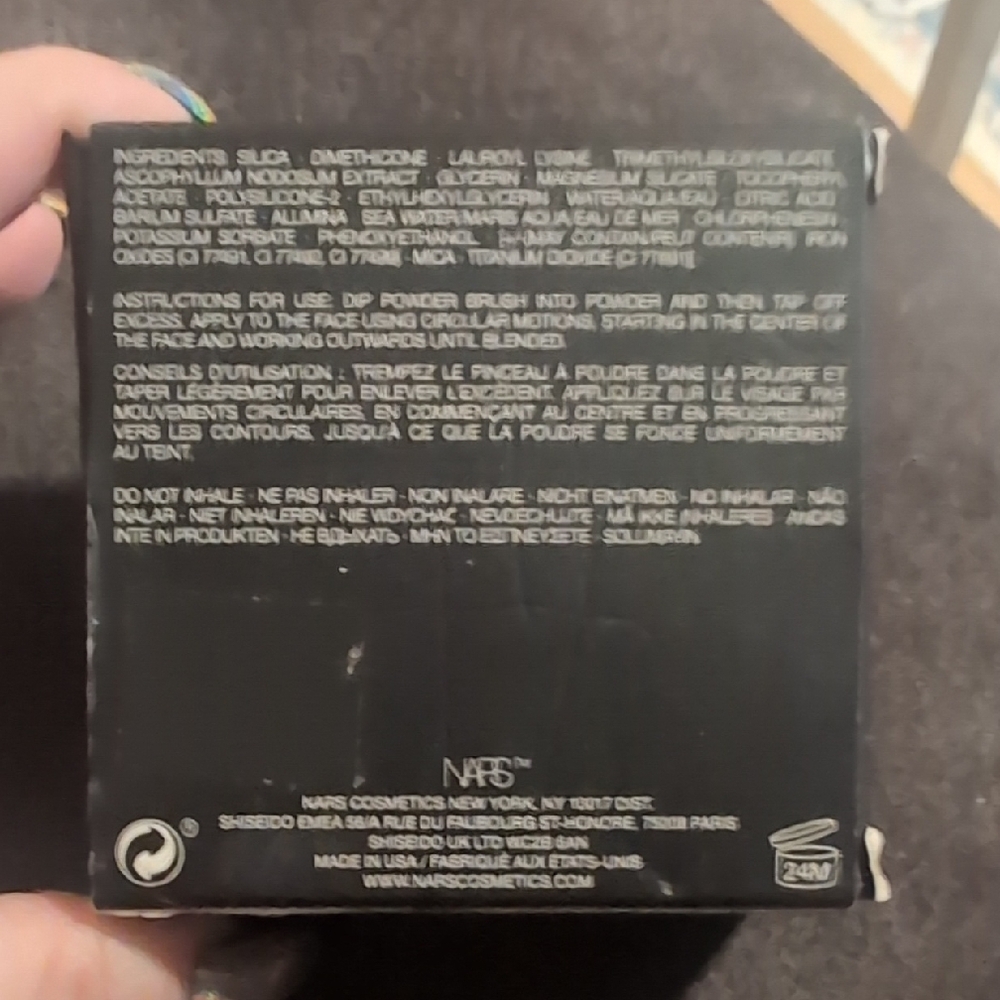 NARS Light Reflecting Setting Powder - Picture 2 of 5
